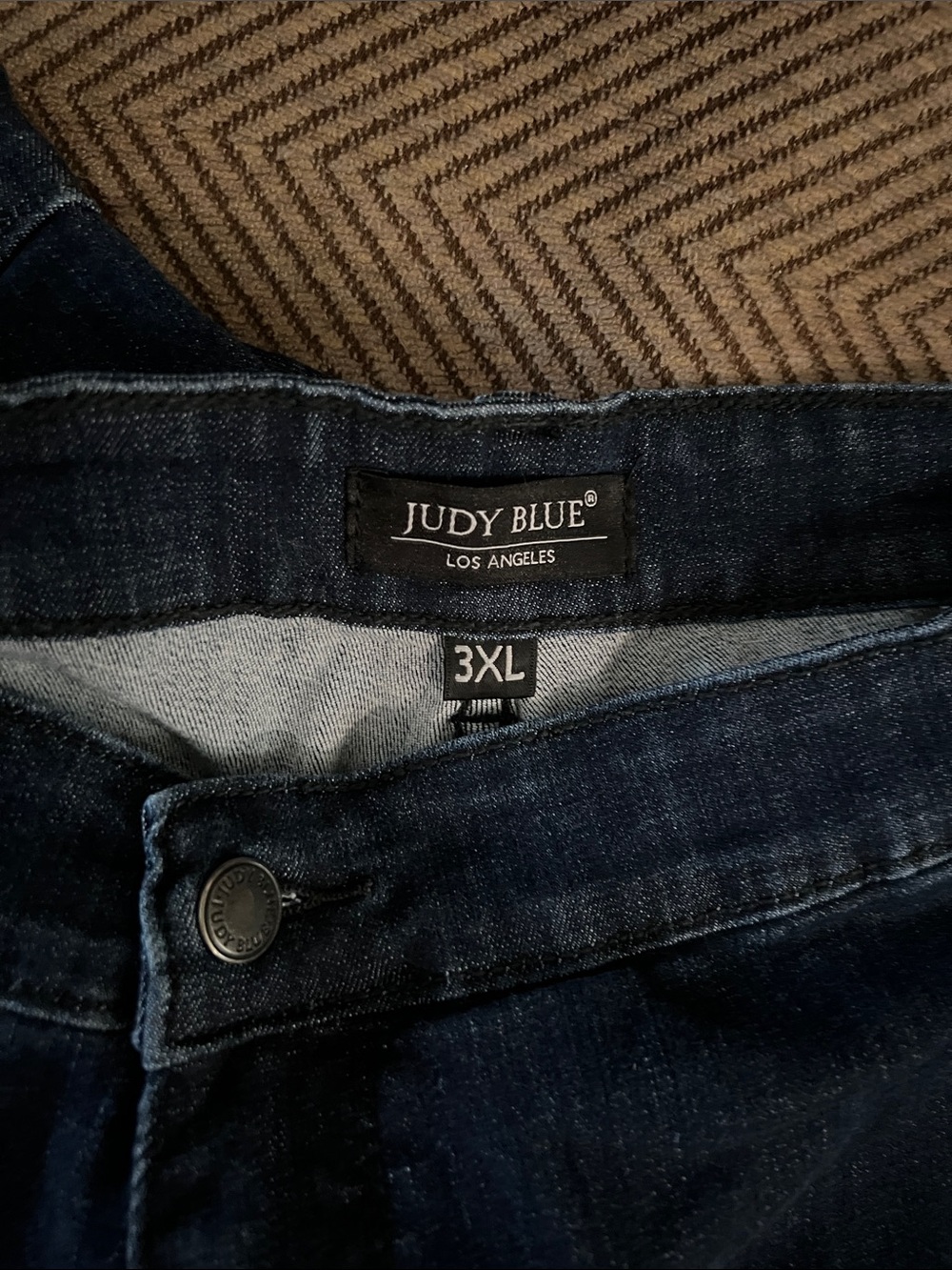Judy Blue Dark Wash Denim Shorts - Picture 3 of 3